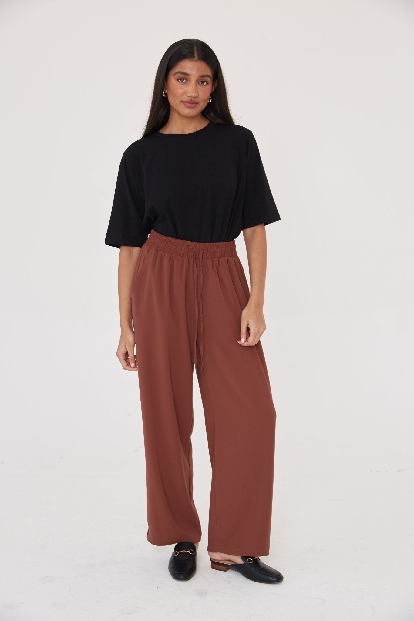 Effortless Trouser - Bitter Chocolate - Sa - Sa Studio