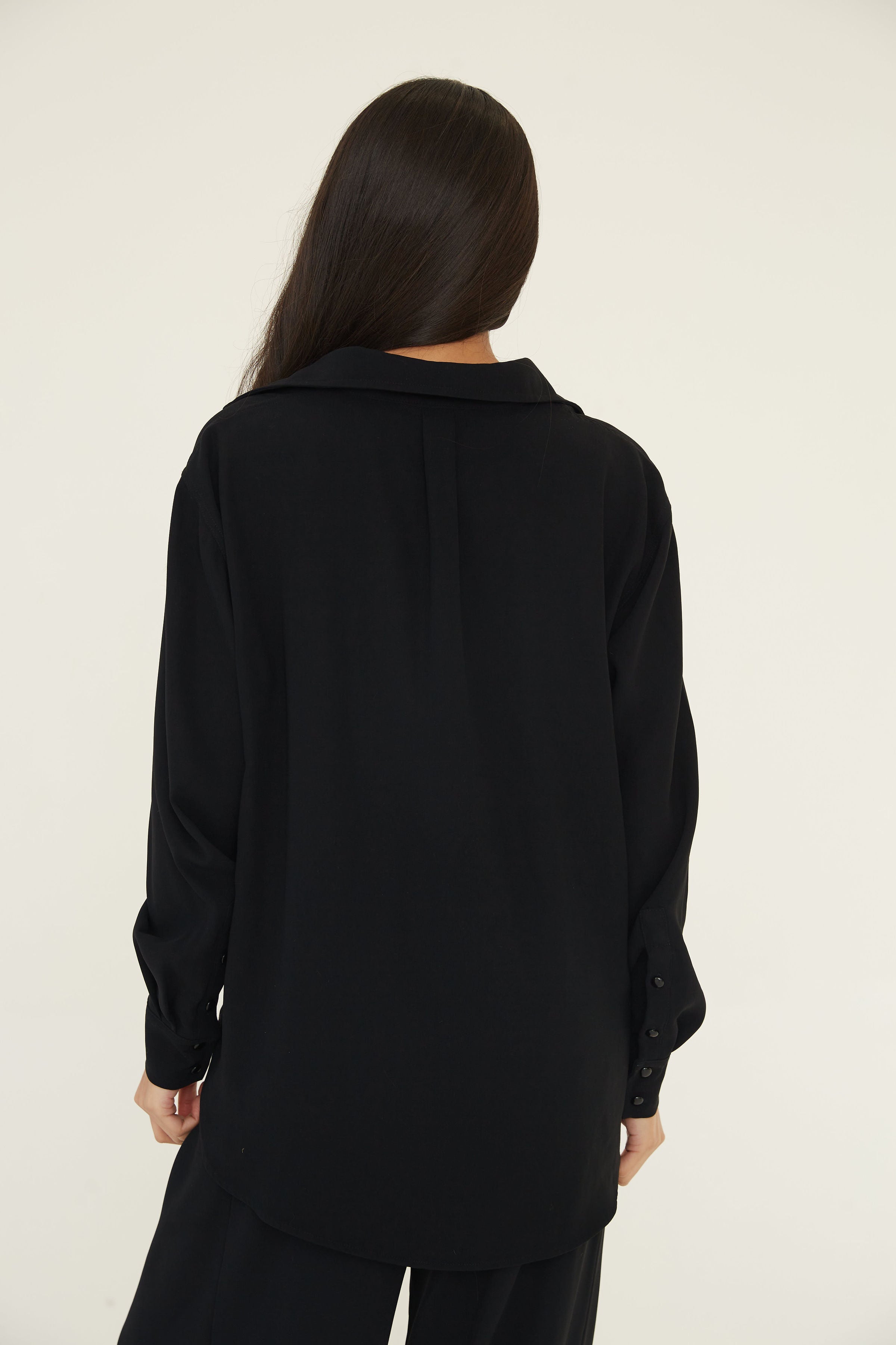 Large Pocket Black Shirt - Sa-Sa Studio