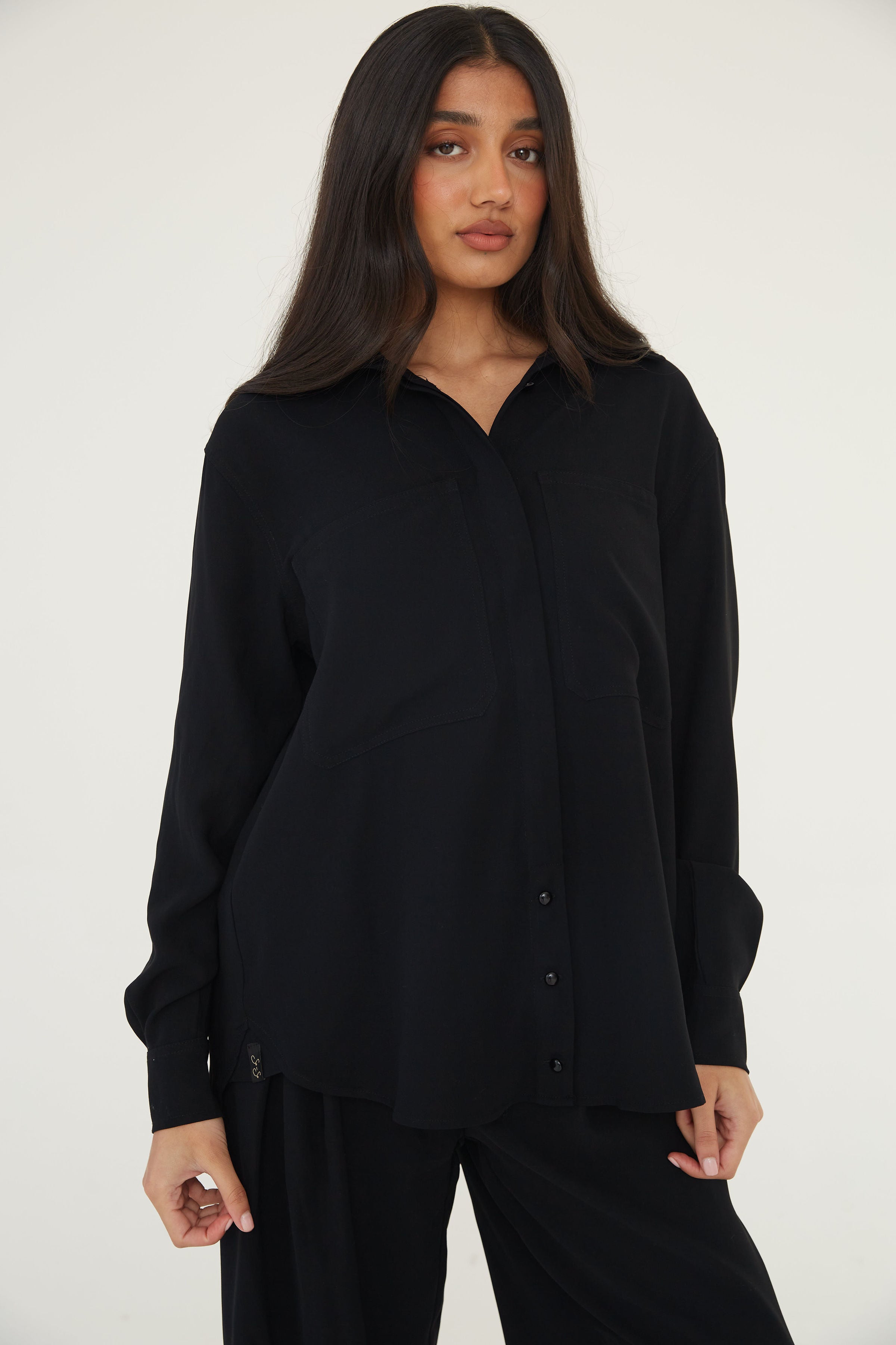 Large Pocket Black Shirt - Sa-Sa Studio